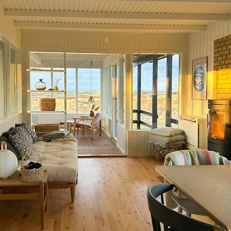 Sea View In Nostalgic 60s Near Dunes Prázdninový dům
